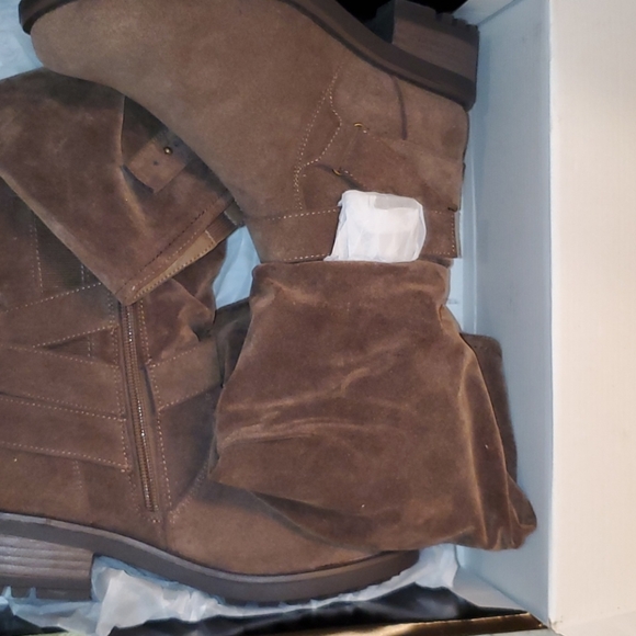 🆕️ NWT Torrid Feaux Suede Boots Size 7W - Picture 9 of 12
